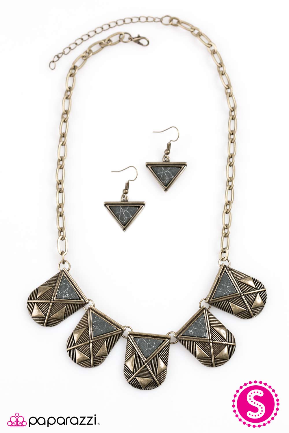 Paparazzi ♥ So AMAZON-ing! - Brass ♥ Necklace