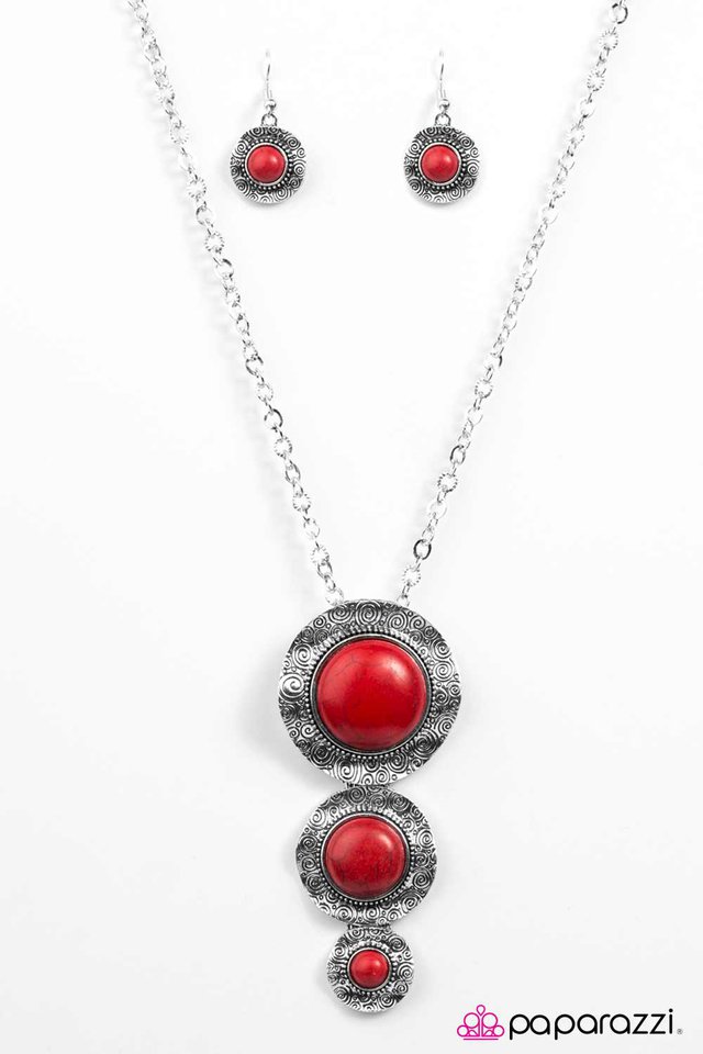 Paparazzi ♥ Santa Fe Sophistication - Red ♥ Necklace