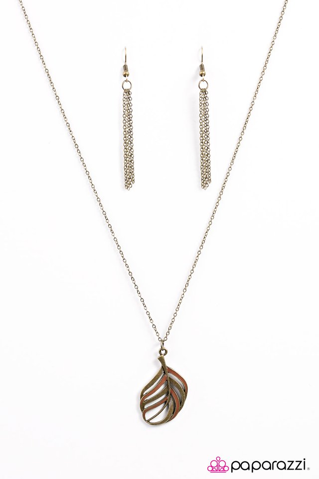 Paparazzi ♥ FLIGHT Of A Lifetime - Brass ♥ Necklace