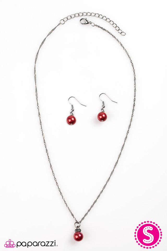 Paparazzi ♥ PEARLS Are A Girls Best Friend - Red ♥ Necklace