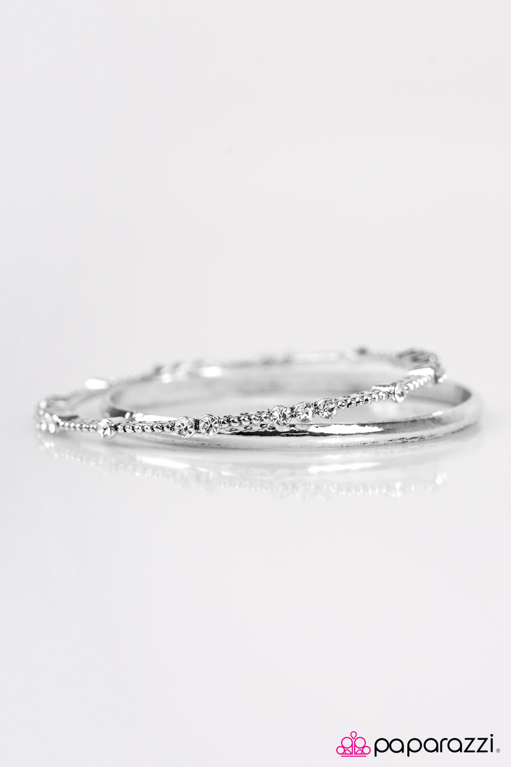 Paparazzi ♥ Let Me Hear You Roar - White ♥ Bracelet