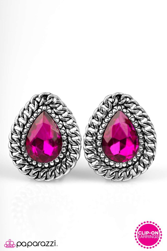 Paparazzi ♥ Social Status - Pink ♥ Clip-On