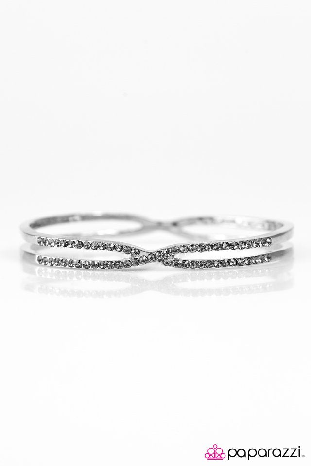 Paparazzi ♥ Thunderstorm - Silver ♥ Bracelet