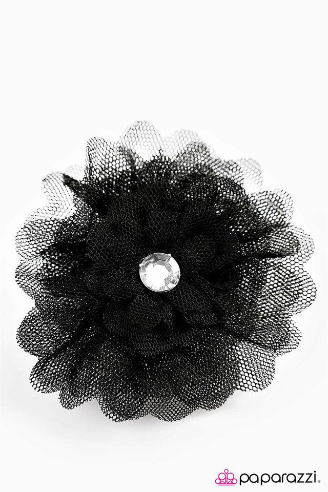 Paparazzi ♥ ...And Jill Came Tumbling After - Black ♥ Hair Clip