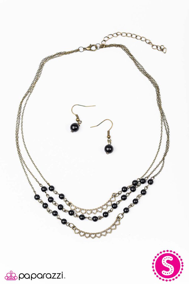 Paparazzi ♥ Affectionately Yours - Black ♥ Necklace