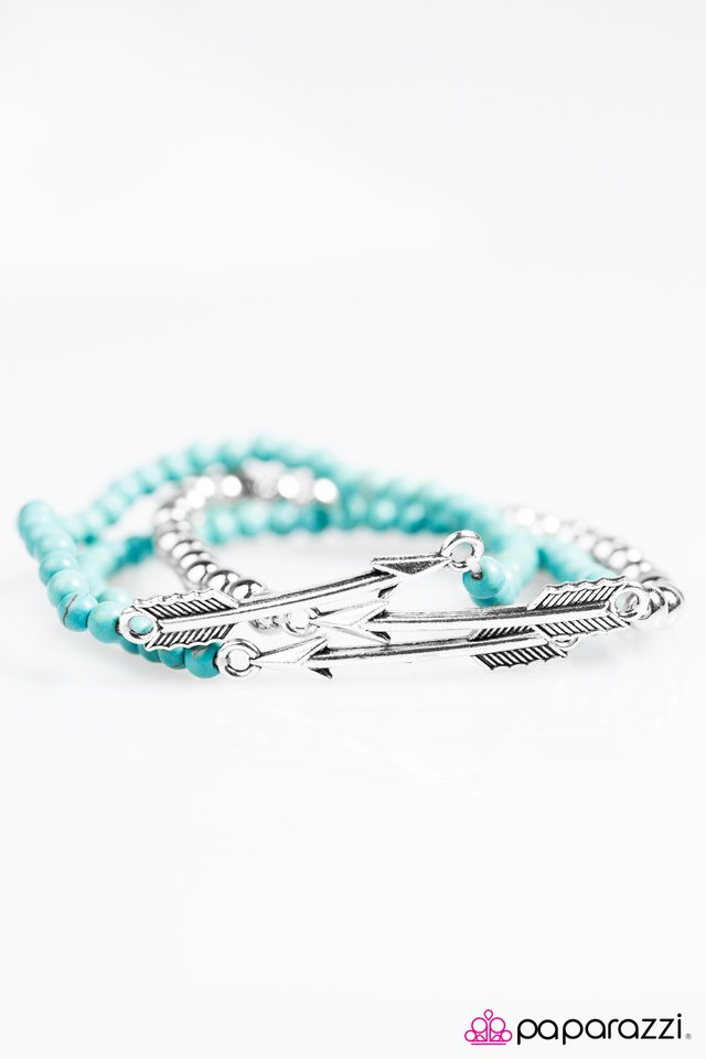 Paparazzi ♥ Ready, Aim, Fire! - Blue ♥ Bracelet