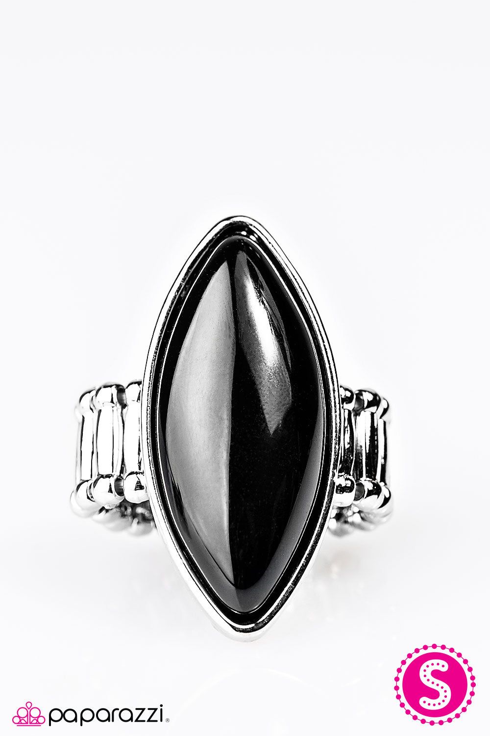 Paparazzi ♥ That Dont Impress Me Much - Black ♥ Ring