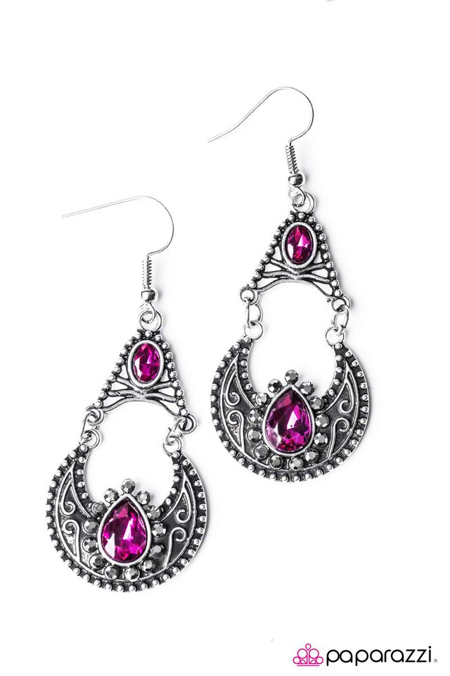 Paparazzi ♥ A Night In The Clouds - Pink ♥ Earrings