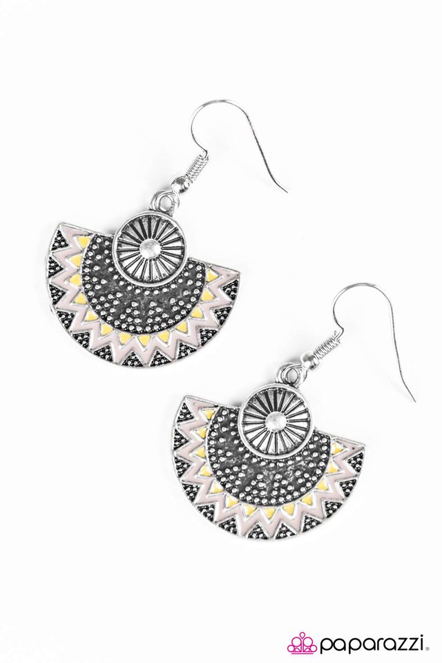 Paparazzi ♥ Tahitian Cruise - Yellow ♥ Earrings