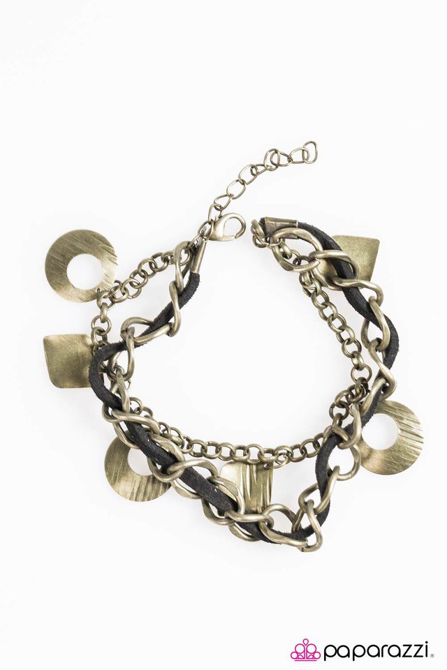 Paparazzi ♥ Fashion Fusion - Brass ♥ Bracelet