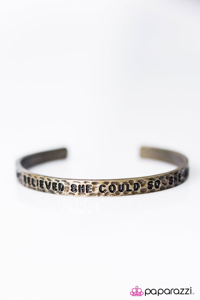 Paparazzi ♥ She Believed She Could - Brass ♥ Bracelet