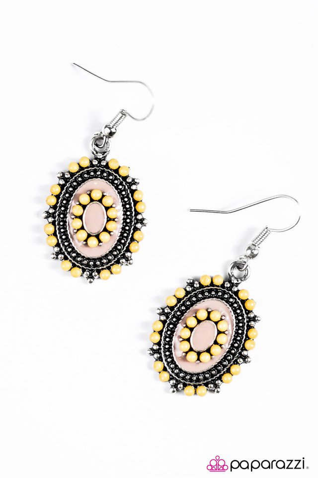 Paparazzi ♥ Garden Gate Glam - Yellow ♥ Earrings