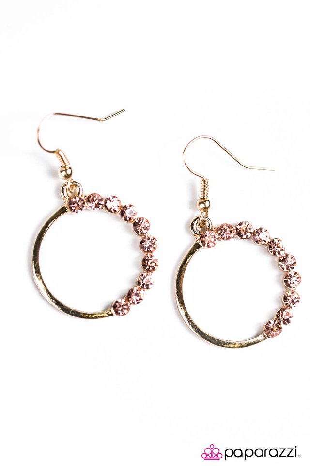 Paparazzi ♥ Bubbly Personality - Gold ♥ Earrings