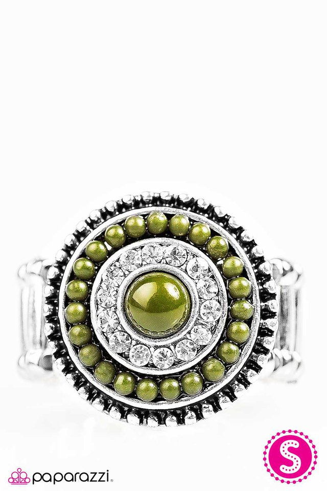 Paparazzi ♥ Easy Mark - Green ♥ Ring