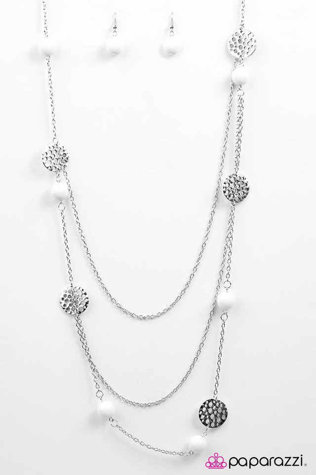 Paparazzi ♥ Colorful Calamity 2 - White ♥ Necklace