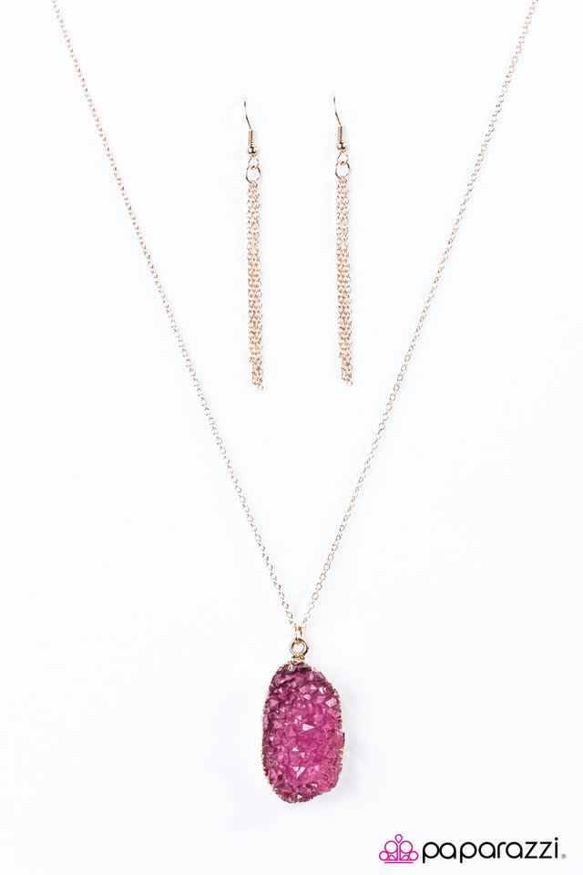 Paparazzi ♥ Glitter Girl - Pink ♥ Necklace