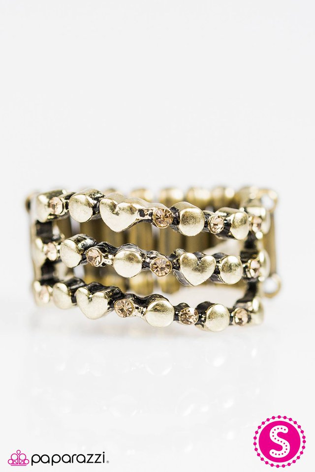 Paparazzi ♥ Happy Hearts - Brass ♥ Ring