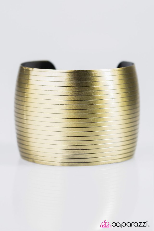 Paparazzi ♥ May the Force Be With You - Brass ♥ Bracelet