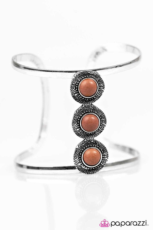 Paparazzi ♥ Meadow Melody - Brown ♥ Bracelet