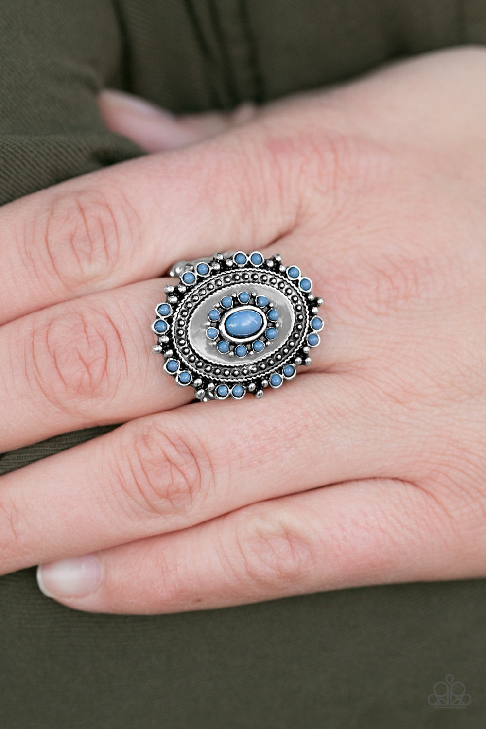 Paparazzi ♥ Barcelona Belle - Blue ♥ Ring