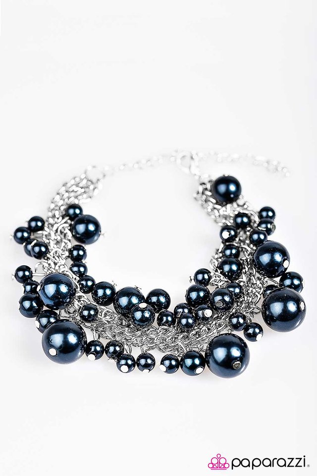 Paparazzi ♥ An Evening Escapade - Blue ♥ Bracelet