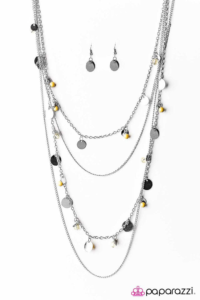 Paparazzi ♥ The Shake Up - Yellow ♥ Necklace
