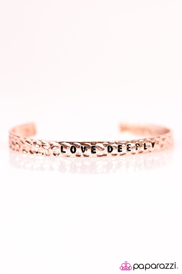 Paparazzi ♥ Love Deeply - Rose Gold ♥ Bracelet