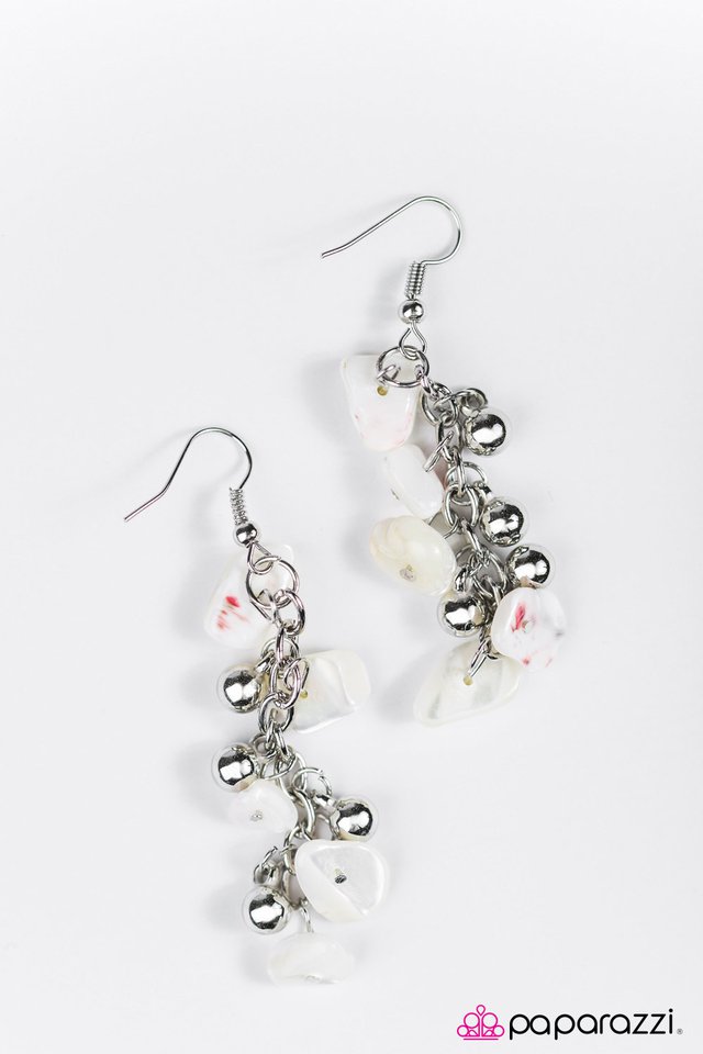 Paparazzi ♥ Singapore Beaches - White ♥ Earrings