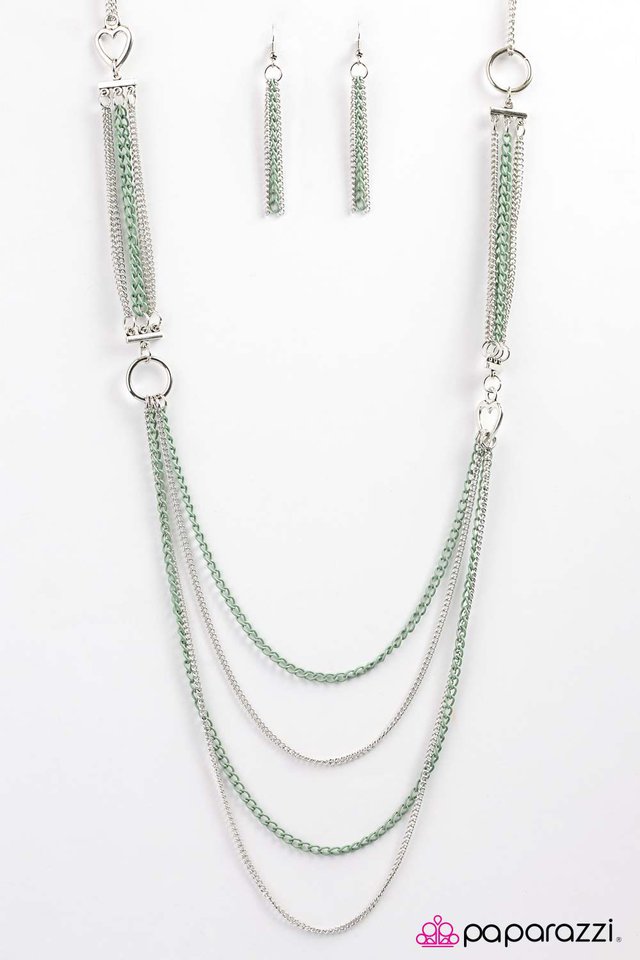 Paparazzi ♥ A Good Man Is HEART To Find - Green ♥ Necklace