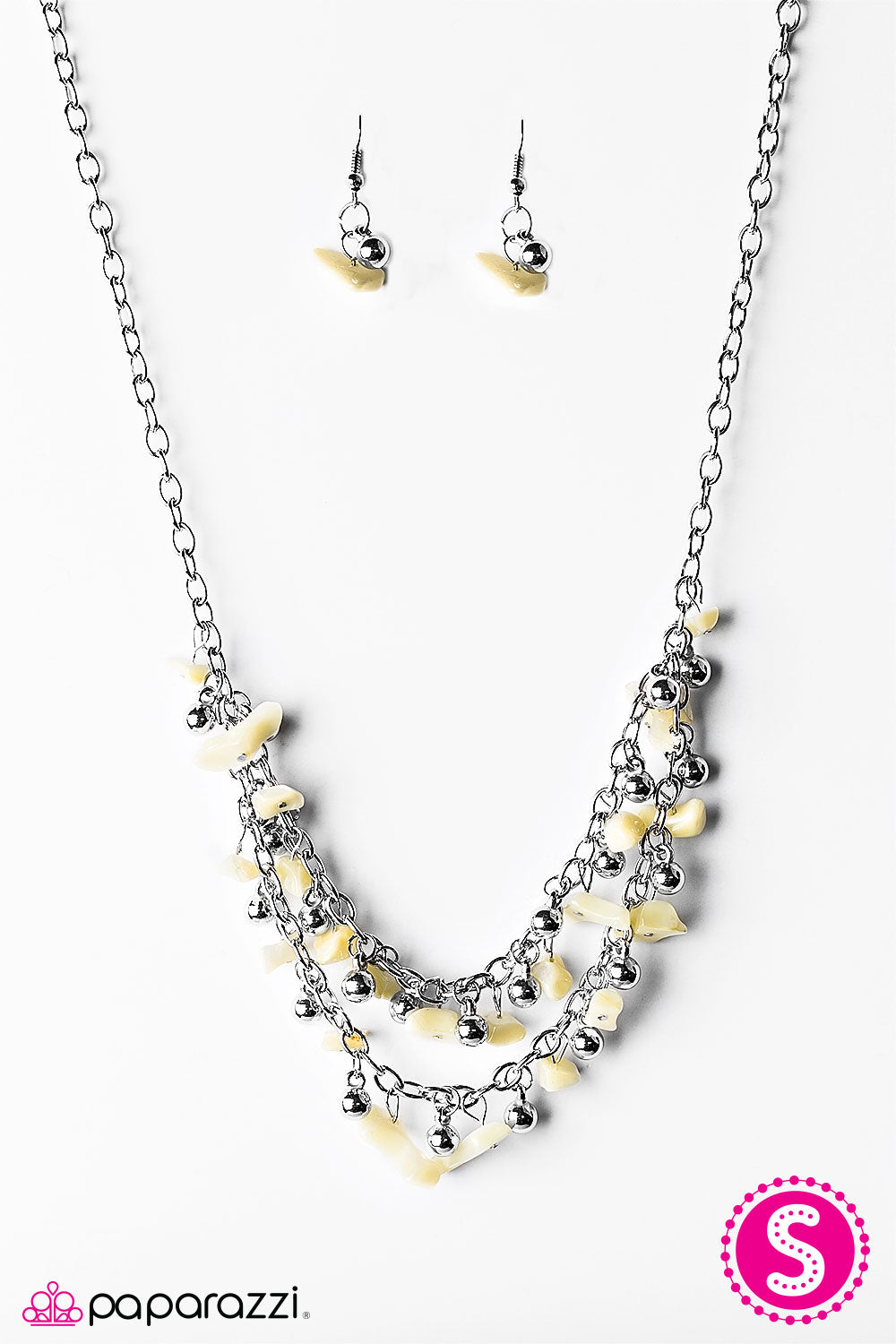 Paparazzi ♥ Coastal Living - Yellow ♥ Necklace