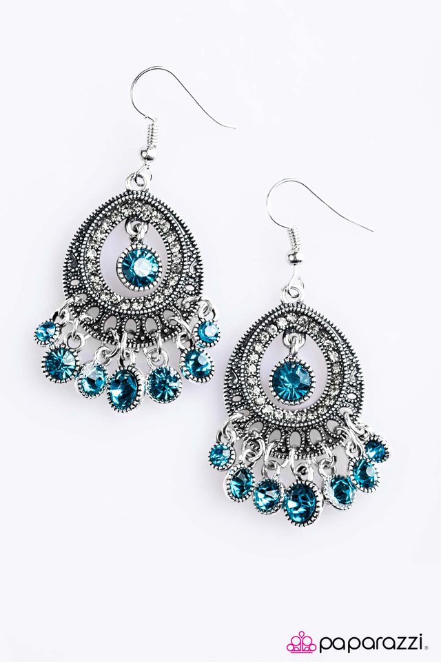 Paparazzi ♥ Richly Radiant - Blue ♥ Earrings