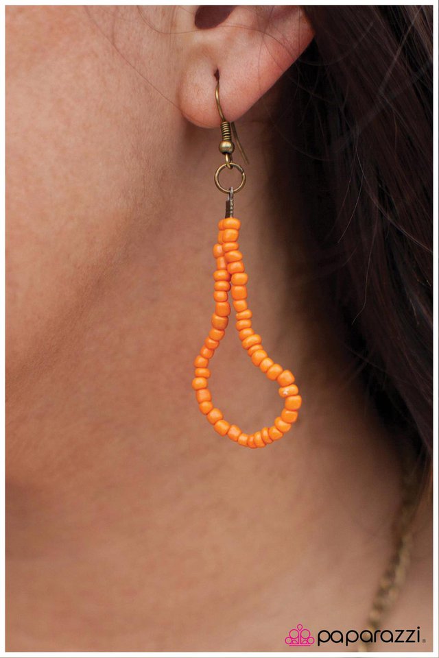 Paparazzi ♥ Blazing A Trail - Orange ♥ Necklace