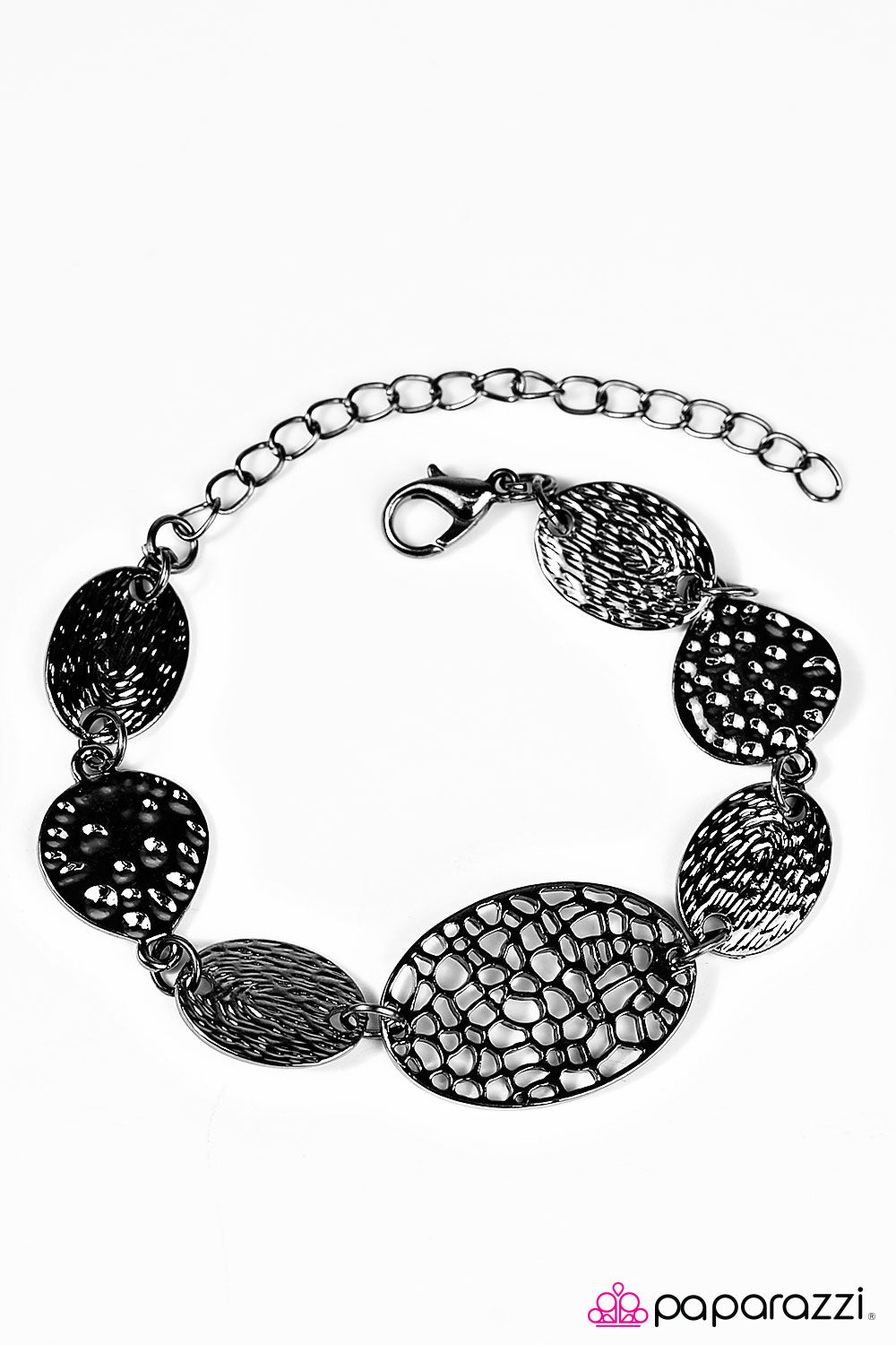 Paparazzi ♥ Divine Nature - Black ♥ Bracelet