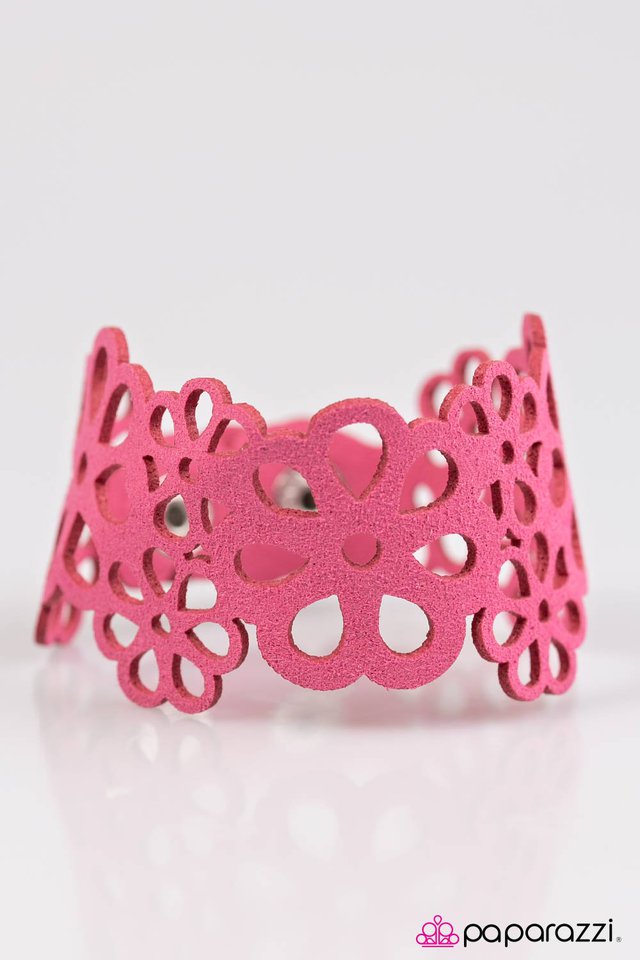Paparazzi ♥ Lifes A Garden - Pink ♥ Bracelet
