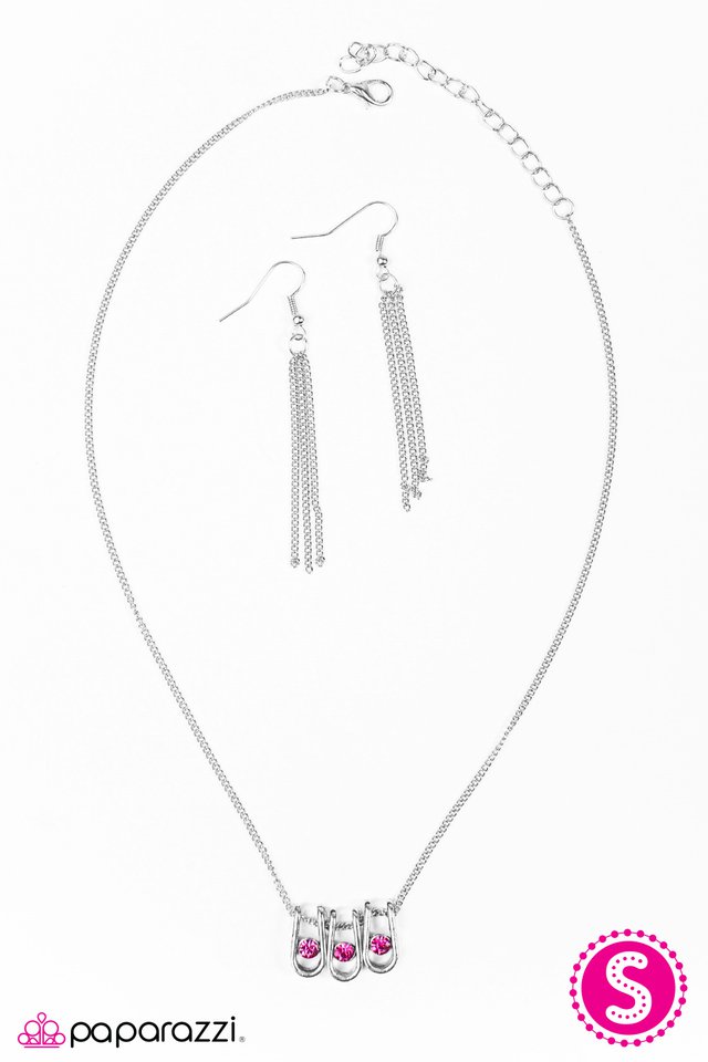 Paparazzi ♥ Sparkle Every Day - Pink ♥ Necklace