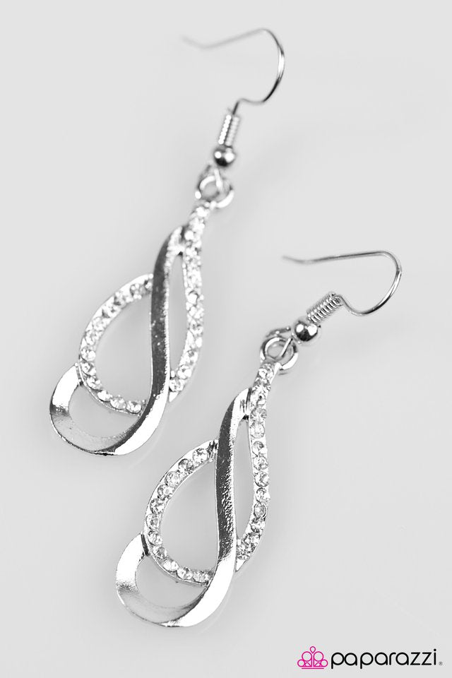 Paparazzi ♥ Dipped In Elegance - White ♥ Earrings