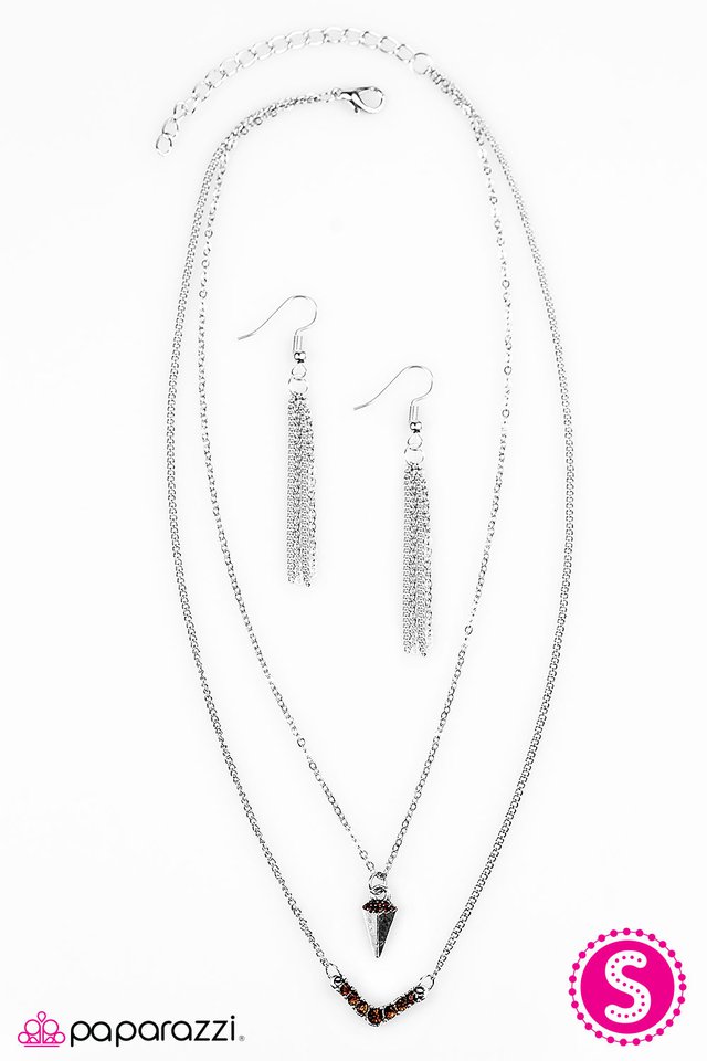 Paparazzi ♥ Fear My GLITTER! - Brown ♥ Necklace