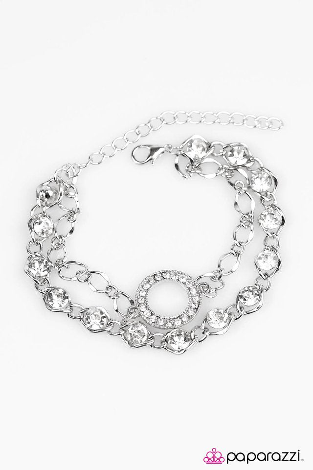 Paparazzi ♥ Everyday Shine - White ♥ Bracelet