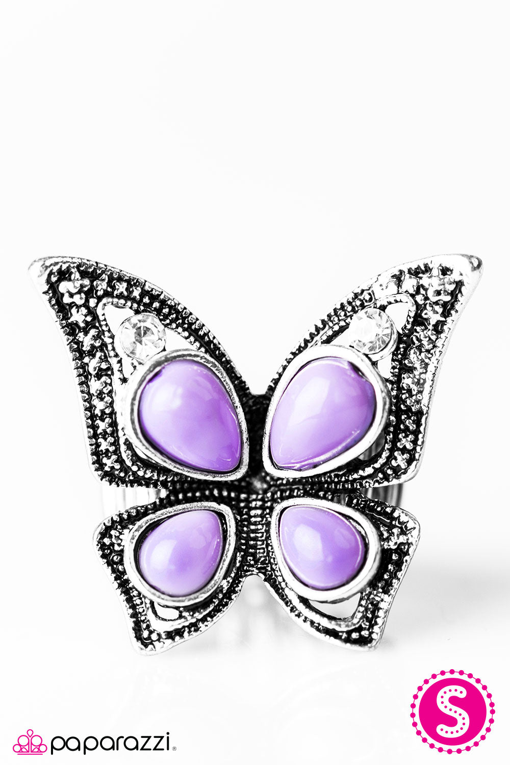 Paparazzi ♥ Fly As A Butterfly - Purple ♥ Ring
