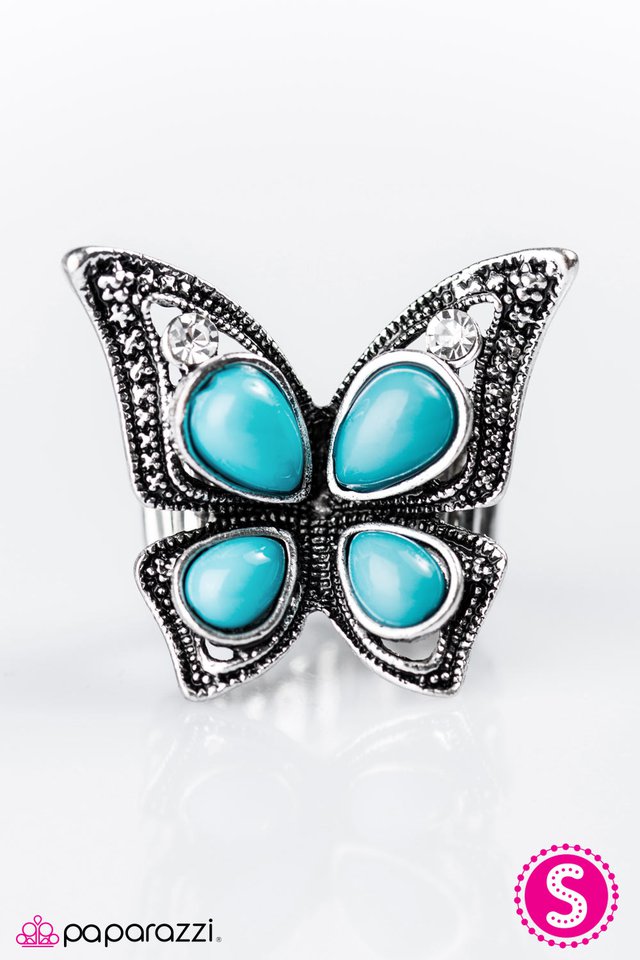 Paparazzi ♥ Fly As A Butterfly - Blue ♥ Ring