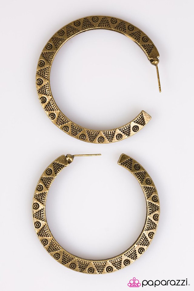Paparazzi ♥ The Sun Belt - Brass ♥ Earrings