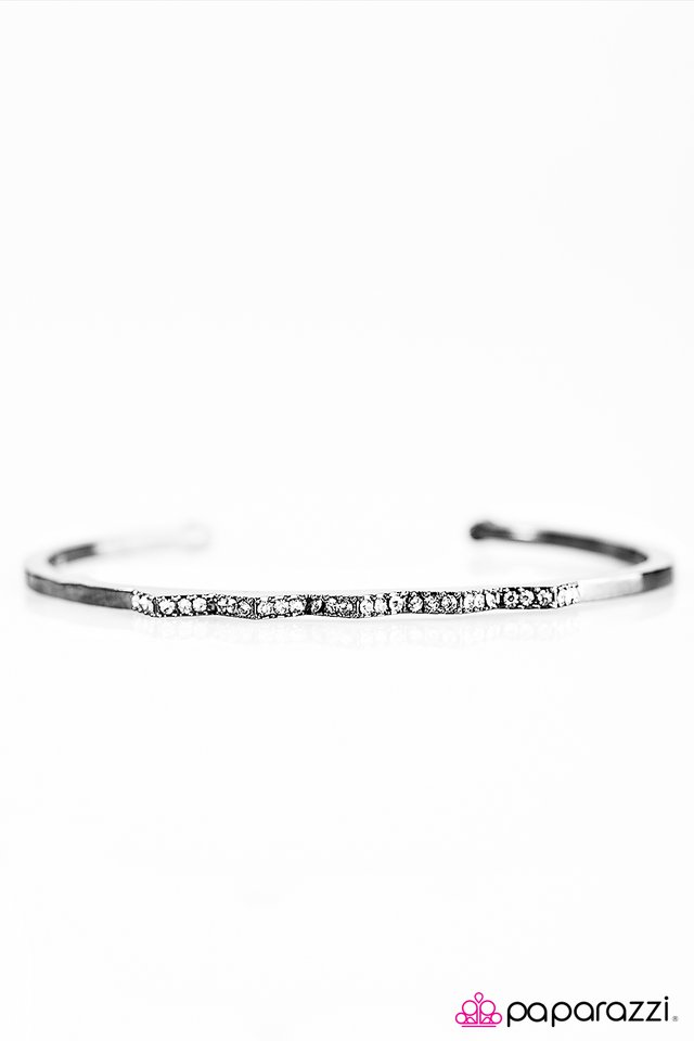 Paparazzi ♥ Bite The Bullet - White ♥ Bracelet