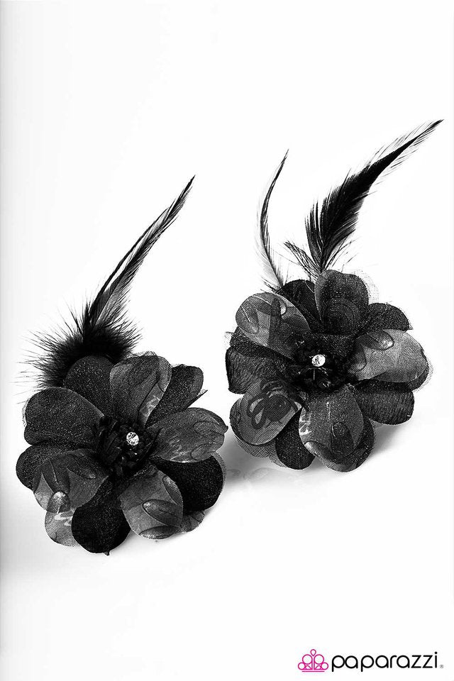 Paparazzi ♥ Fantastically Fabulous - Black ♥ Hair Clip