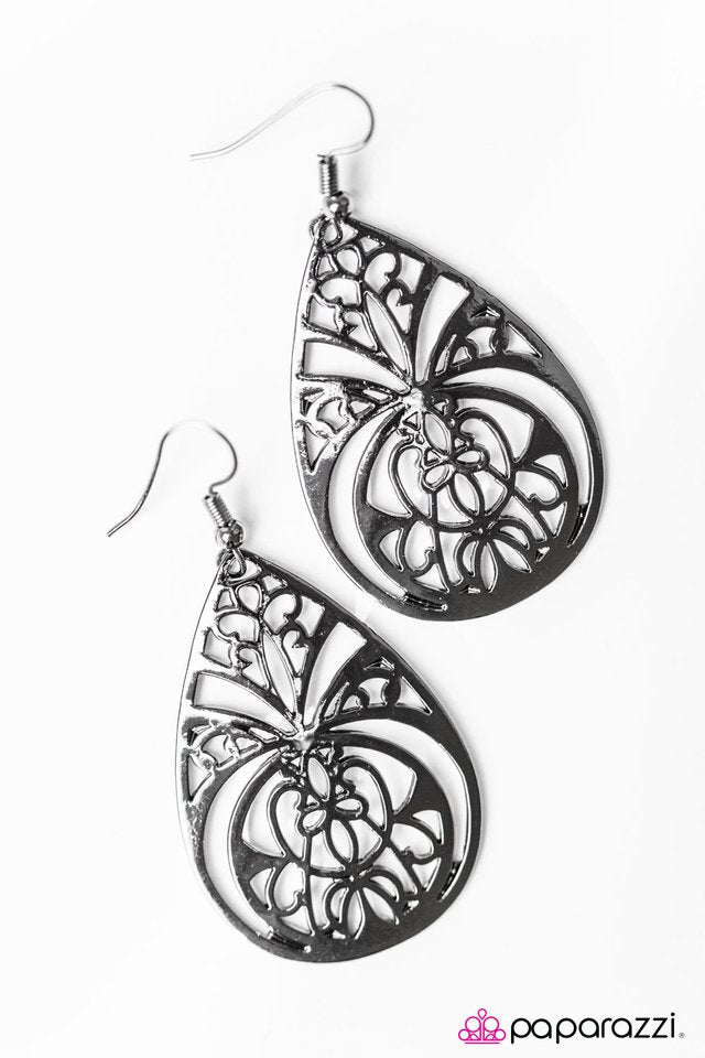 Paparazzi ♥ I Totally FILIGREE! - Black ♥ Earrings