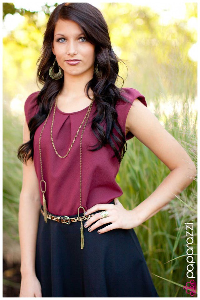 Paparazzi ♥ Center Stage - Brass ♥ Necklace