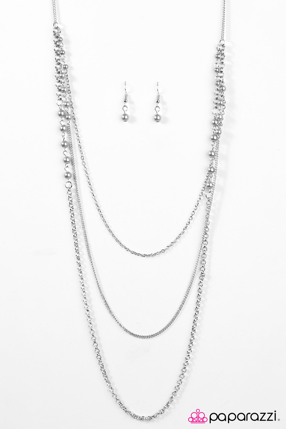 Paparazzi ♥ Worth the RITZ - Silver ♥ Necklace