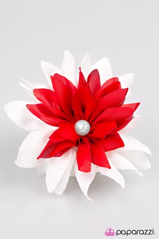 Paparazzi ♥ New Yorks Finest - Red ♥ Hair Clip