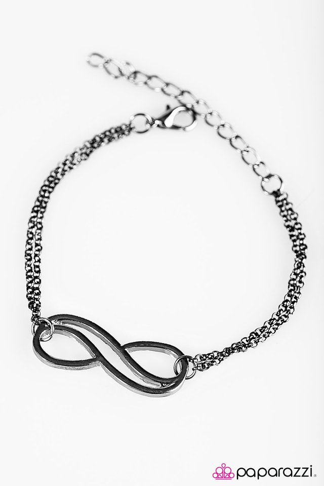 Paparazzi ♥ Til The End Of Time - Black ♥ Bracelet