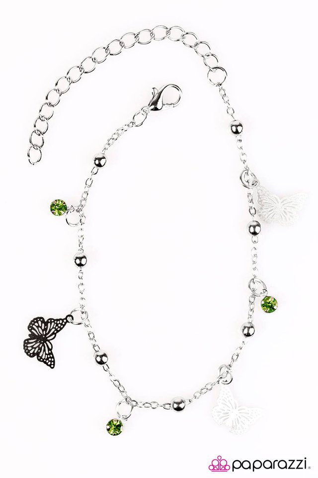 Paparazzi ♥ Flutter Fashion - Green ♥ Bracelet