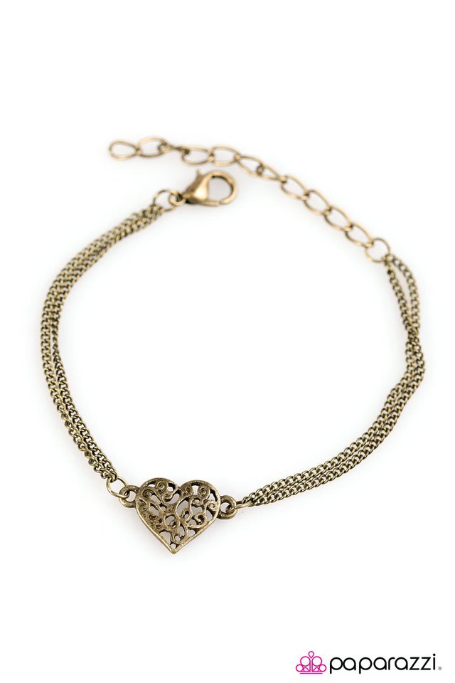 Paparazzi ♥ Deep In The Heart Of Texas - Brass ♥ Bracelet